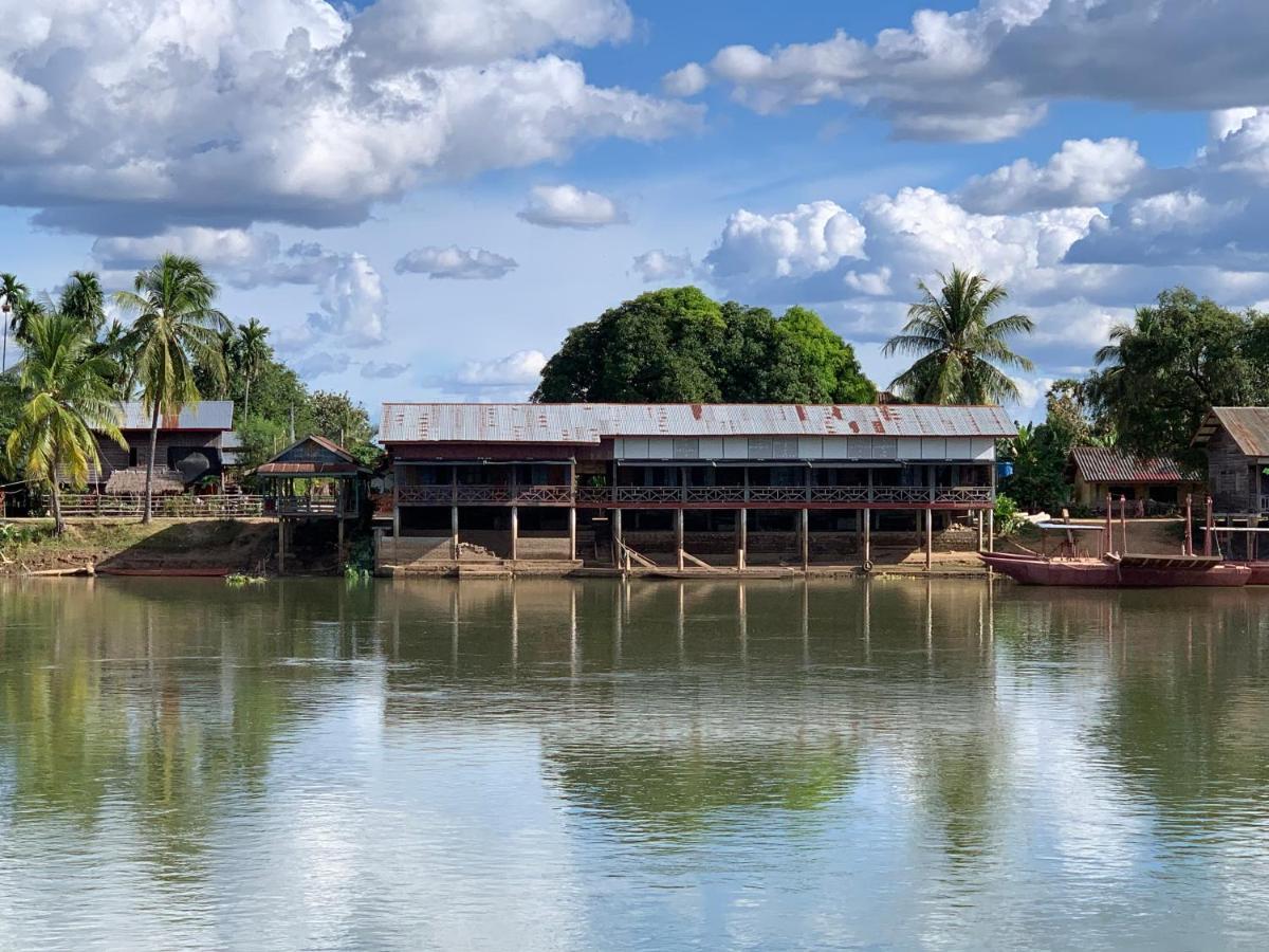 Pa Kha Guesthouse Muang Không Екстериор снимка